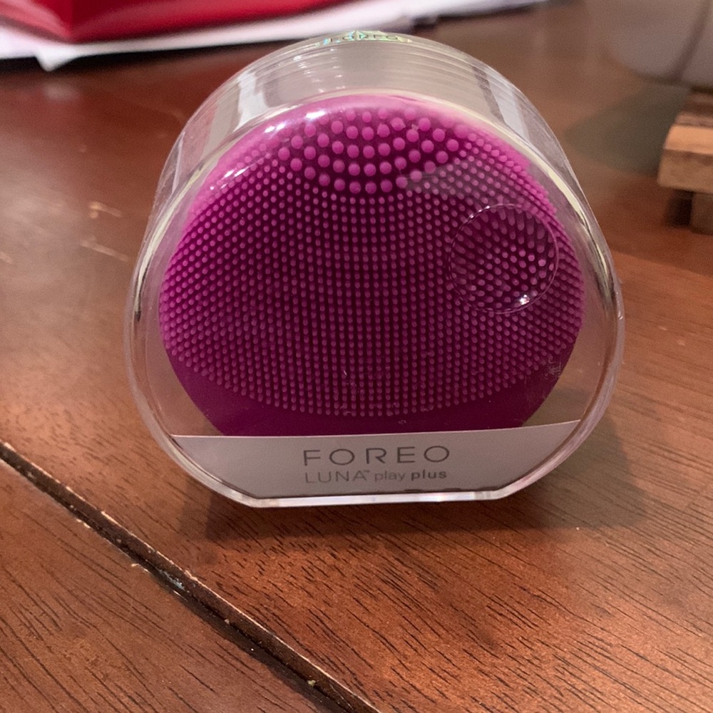 NEW FOREO Luna Play Plus